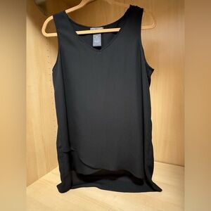 Chelsea and Theodore soft flowy tank size M